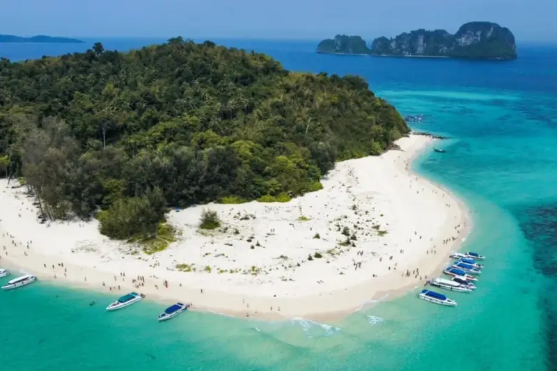 Phi Phi + Bamboo + Khai + Maiton 2 days / 1 night, photo 1