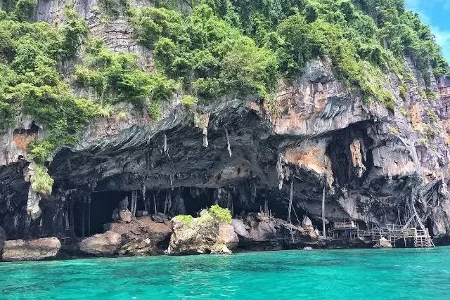Phi Phi sunrise — 2 Days / 1 Night (Mon, Wed, Fri), photo 2